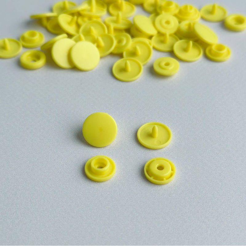 Кнопка пластикова Т5 12.5 мм Жовтий 100 шт Кнопка пластикова Т5 12.5 мм Жовтий 100 шт
