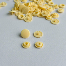 Кнопка пластикова Т5 12.5 мм Пудра 1000 шт