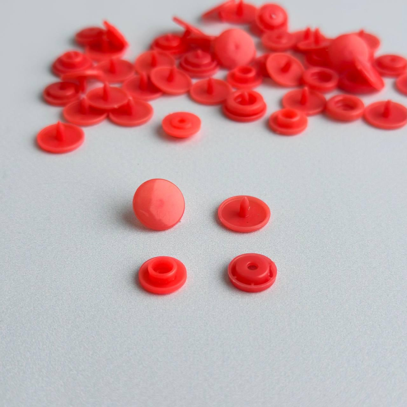 Кнопка пластикова Т5 12.5 мм Блідо-Червоний 1000 шт Кнопка пластикова Т5 12.5 мм Блідо-Червоний 1000 шт
