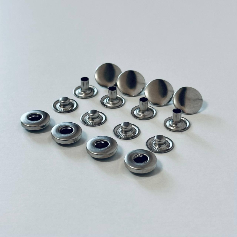 Кнопка ALFA 12.5 мм (нержавіюча) Нікель 100 шт Кнопка ALFA 12.5 мм (нержавіюча) Нікель 100 шт